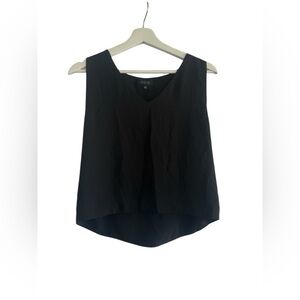 Babaton Black V-Neck Sleeveless Blouse Size Medium